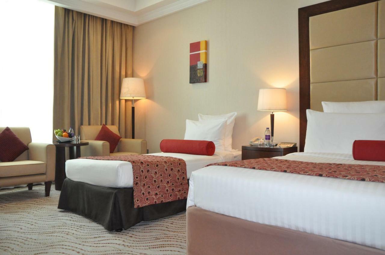 Park Regis Kris Kin Hotel Dubai Exterior foto